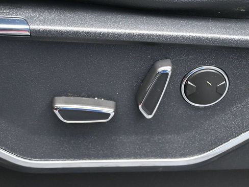 Used 2023 Ford F150 Lariat w/ Equipment Group 502A High AWD/4WD image 10
