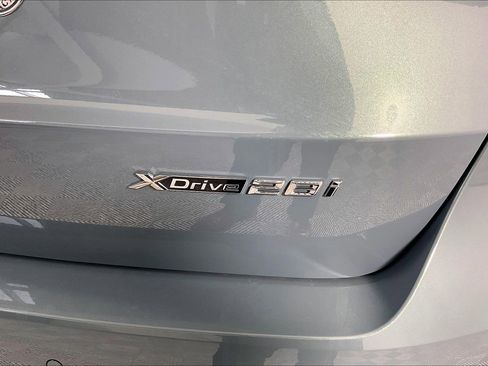 New 2026 BMW X1 xDrive28i w/ Technology Package AWD/4WD image 11