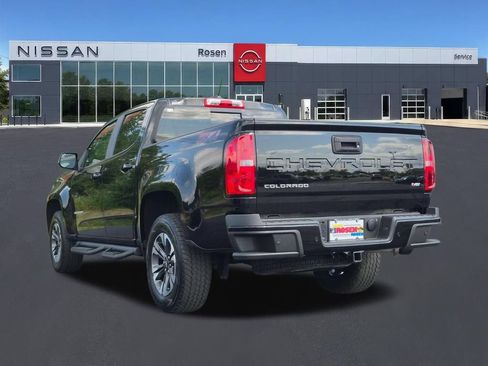 Used 2022 Chevrolet Colorado Z71 AWD/4WD image 5