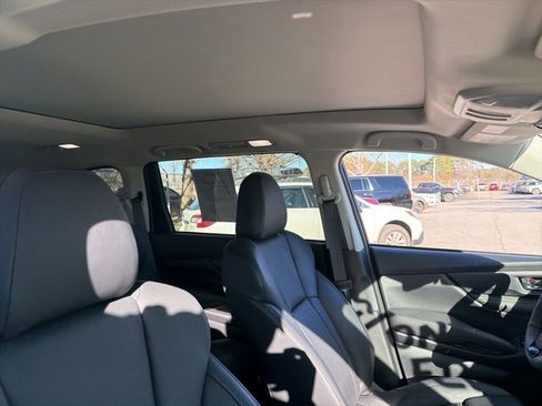 Used 2025 Subaru Ascent Bronze Edition w/ Popular Package #2 image 10