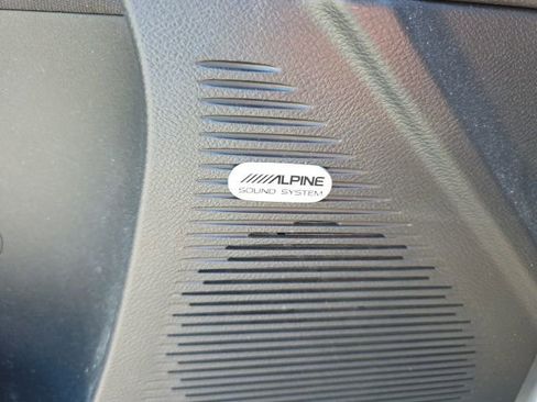 Used 2023 Dodge Challenger SXT w/ Blacktop Package AWD/4WD image 15
