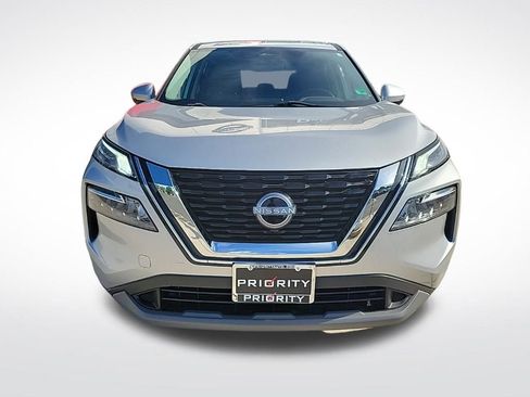 Used 2022 Nissan Rogue SV image 9