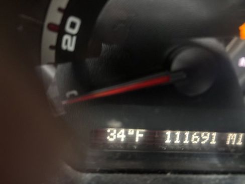 Used 2009 Pontiac G6 Sedan w/ Sport Package 1 image 19