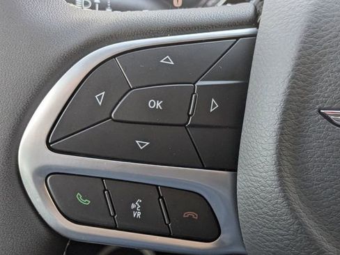New 2026 Chrysler Pacifica Select FWD image 27