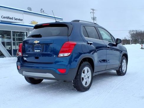 Used 2020 Chevrolet Trax LT w/ LT Convenience Package image 19