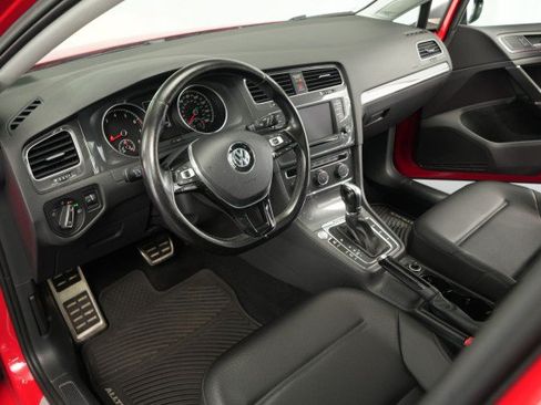 Used 2017 Volkswagen Golf Alltrack SE AWD/4WD image 32