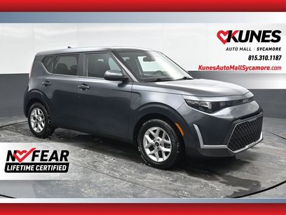 Used 2023 Kia Soul LX w/ Option Group 015
