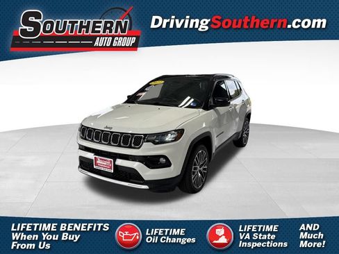 Used 2023 Jeep Compass Limited w/ Elite Group AWD/4WD image 1