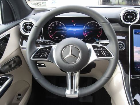 New 2026 Mercedes-Benz GLC 300 4MATIC image 25