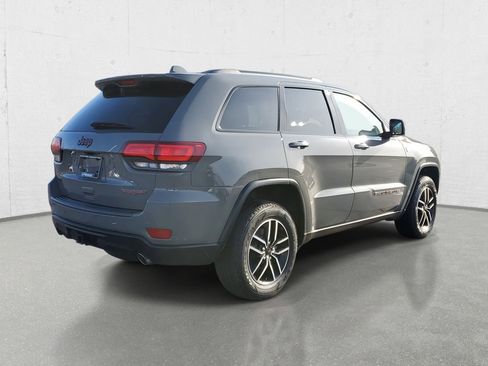 Used 2021 Jeep Grand Cherokee Trailhawk image 7