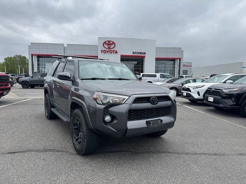 Used 2016 Toyota 4Runner SR5 AWD/4WD image 1