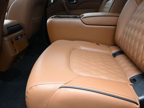 Used 2024 INFINITI QX80 Sensory w/ Cargo Package AWD/4WD image 16