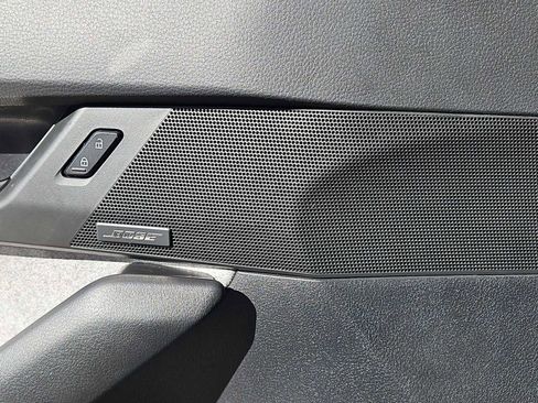 Used 2022 MAZDA MX-30 Electric w/ Premium Plus Pkg image 30