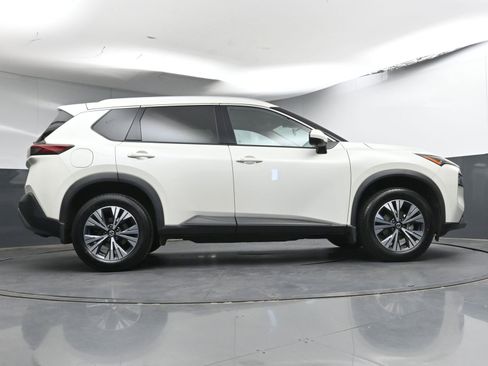 Used 2021 Nissan Rogue SV w/ Premium Package FWD image 25
