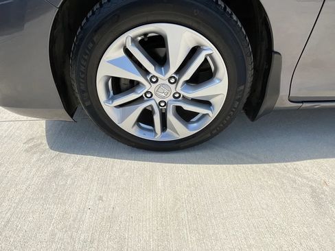 Used 2016 Honda Accord LX-S image 39