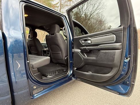 Used 2019 RAM 1500 Big Horn AWD/4WD image 34