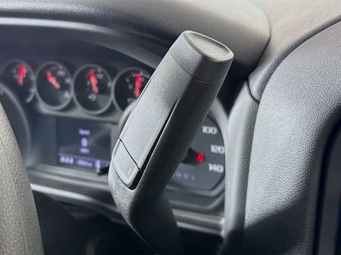 Used 2024 Chevrolet Silverado 2500 Custom w/ Custom Value Package image 16