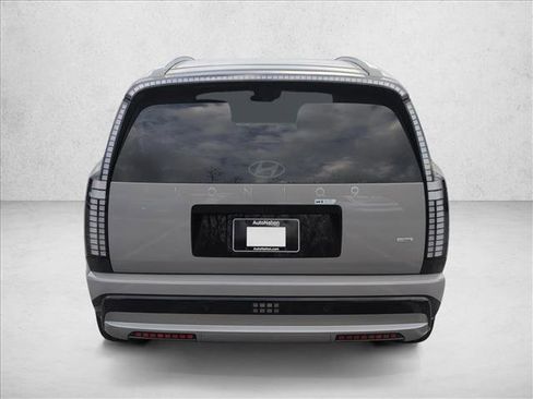 New 2026 Hyundai Ioniq 9 Limited image 8