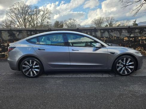 Used 2025 Tesla Model 3 Long Range image 10