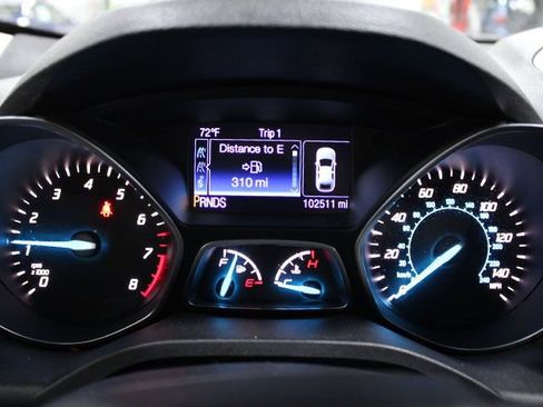 Used 2016 Ford Escape SE w/ SE Leather Comfort Package FWD image 11