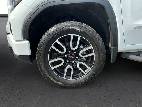 Used 2026 GMC Sierra 1500 AT4 w/ AT4 Premium Package AWD/4WD image 13