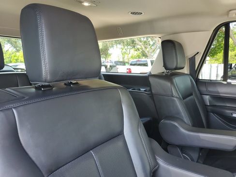 Used 2024 Ford Expedition Max XLT AWD/4WD image 25