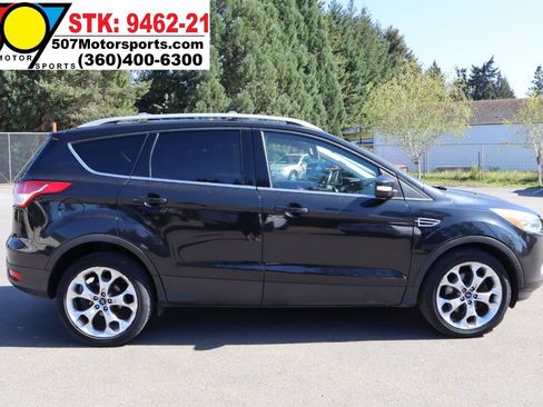 Used 2015 Ford Escape Titanium w/ Equipment Group 301A AWD/4WD image 9
