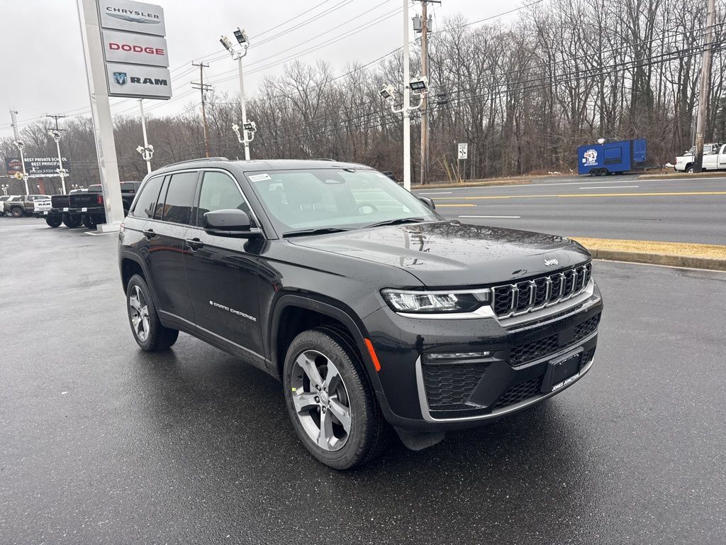 New 2026 Jeep Grand Cherokee Limited AWD/4WD image 2