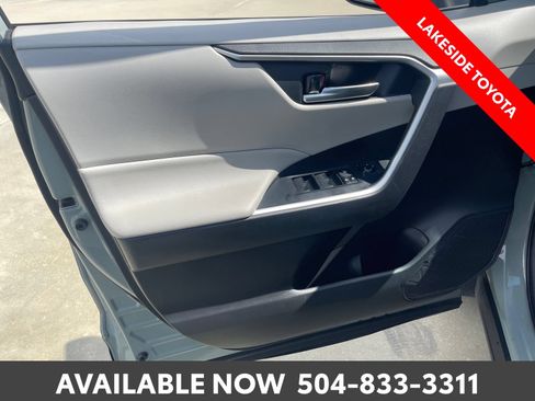 Certified 2020 Toyota RAV4 XLE FWD image 25