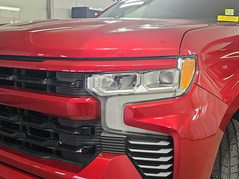 Used 2022 Chevrolet Silverado 1500 RST AWD/4WD image 36