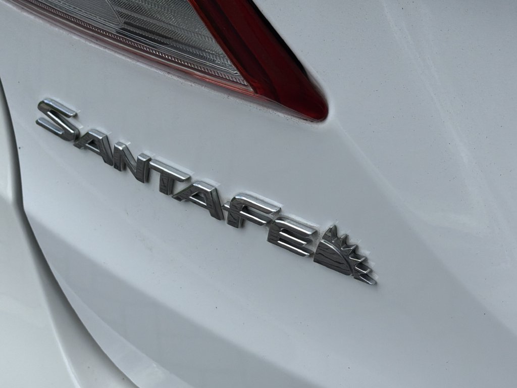 Used 2017 Hyundai Santa Fe FWD image 15
