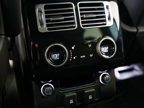 Used 2021 Land Rover Range Rover Westminster Edition image 38