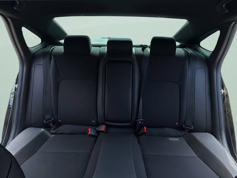 Used 2025 Honda Civic Sport image 11