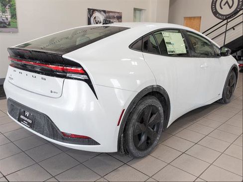 New 2026 Toyota Prius LE AWD/4WD image 15