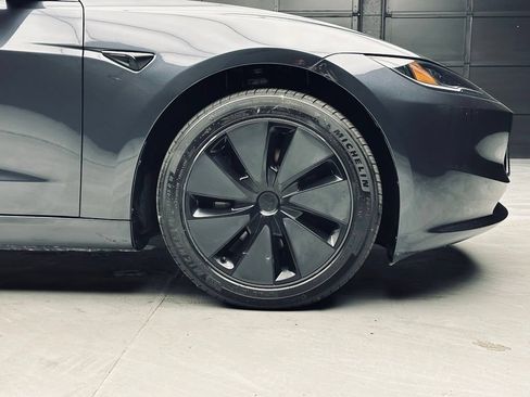 Used 2026 Tesla Model 3 RWD image 39