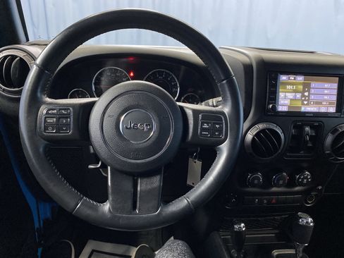 Certified 2018 Jeep Wrangler Unlimited Sport S image 17