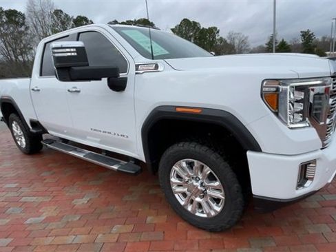 Used 2021 GMC Sierra 2500 Denali w/ Denali Ultimate Package image 3