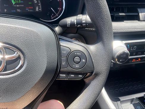 Used 2025 Toyota RAV4 XLE w/ Convenience Package FWD image 25