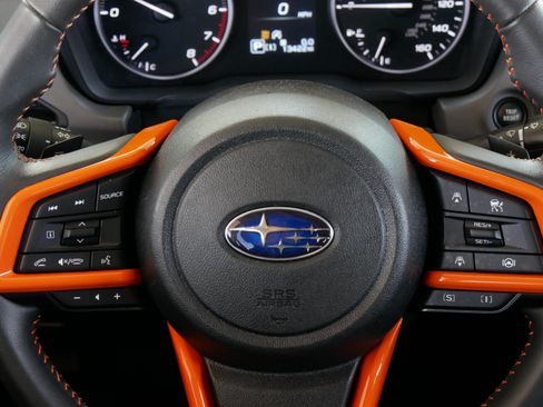 Used 2024 Subaru Crosstrek 2.5i Limited AWD/4WD image 31