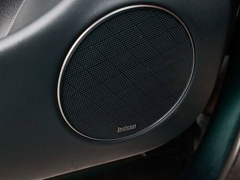 Used 2022 Genesis GV70 2.5T w/ Advanced Package image 54