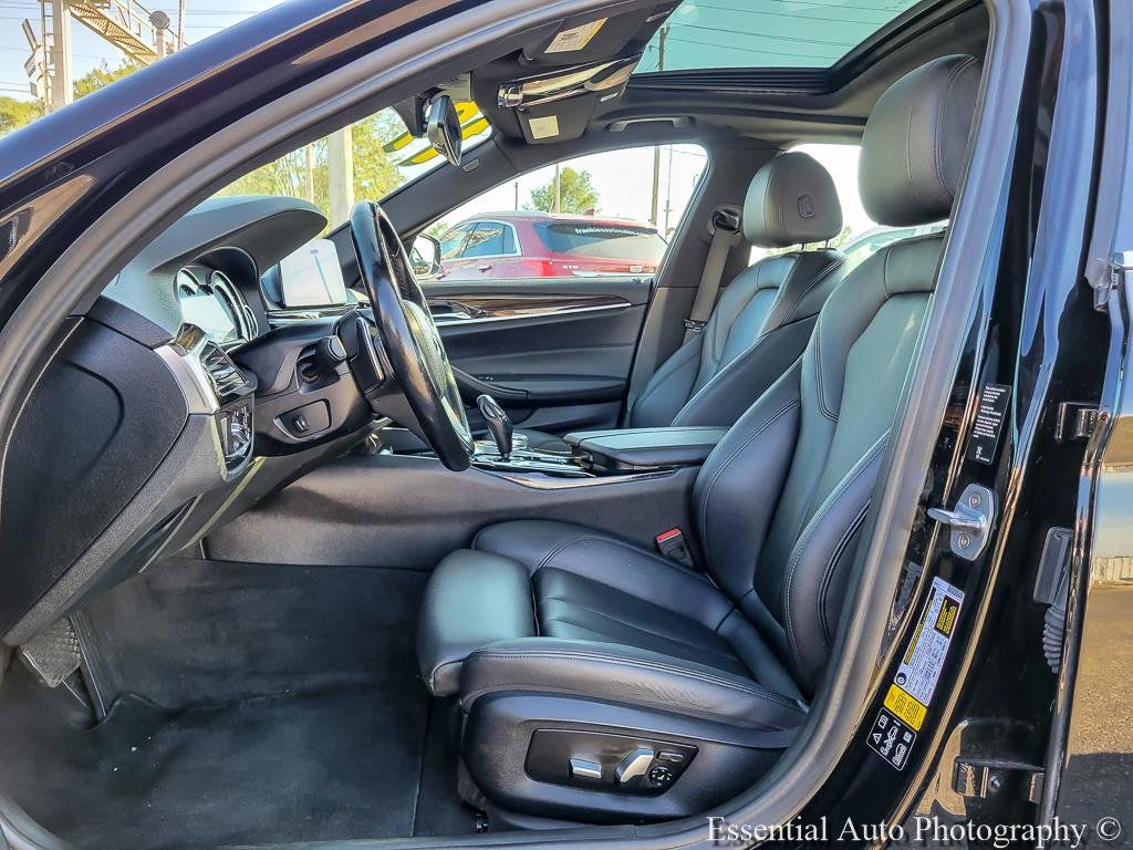 Used 2019 BMW 530i xDrive AWD/4WD image 9