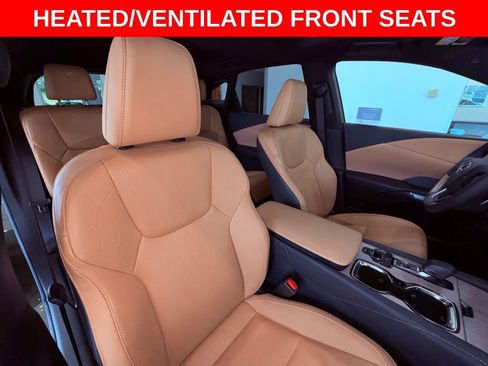 Used 2024 Lexus RX 350 Premium Plus w/ Convenience Package image 18
