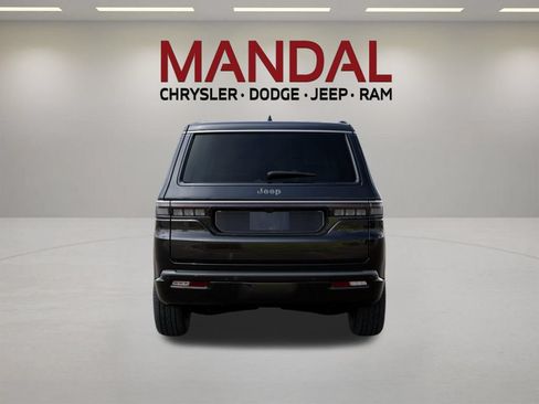 New 2026 Jeep Grand Wagoneer 2WD w/ Premium Group I image 7