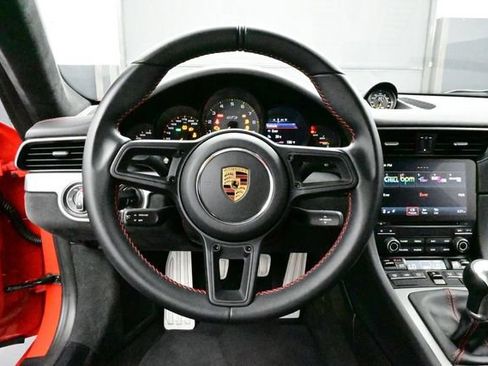 Certified 2018 Porsche 911 GT3 RWD image 8