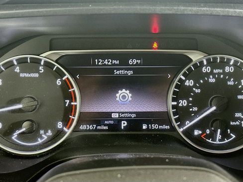 Used 2025 Nissan Rogue SV AWD/4WD image 19