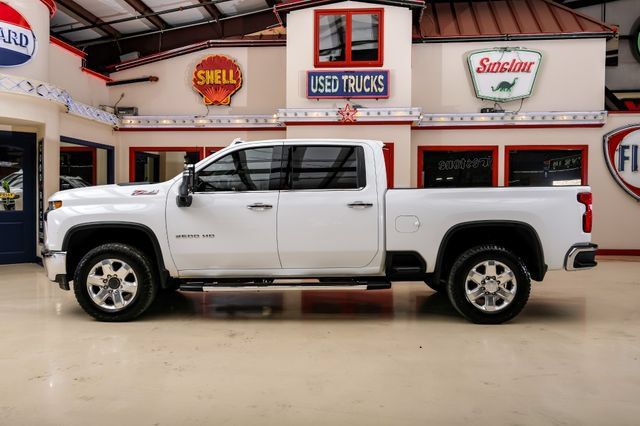 Used 2020 Chevrolet Silverado 2500 LTZ w/ LTZ Premium Package AWD/4WD image 11