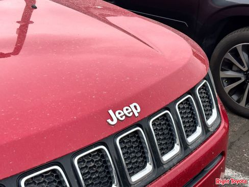 Used 2018 Jeep Compass Latitude w/ Cold Weather Group image 7