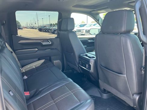 Used 2025 Chevrolet Silverado 1500 High Country w/ Midnight Edition AWD/4WD image 31