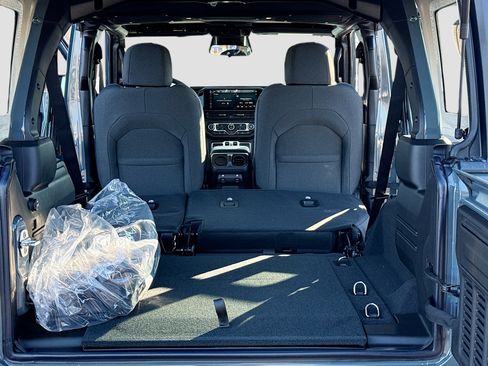 New 2026 Jeep Wrangler Unlimited Sport image 7