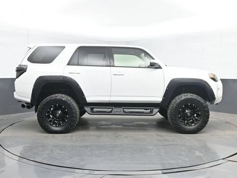 Used 2015 Toyota 4Runner SR5 Premium AWD/4WD image 11